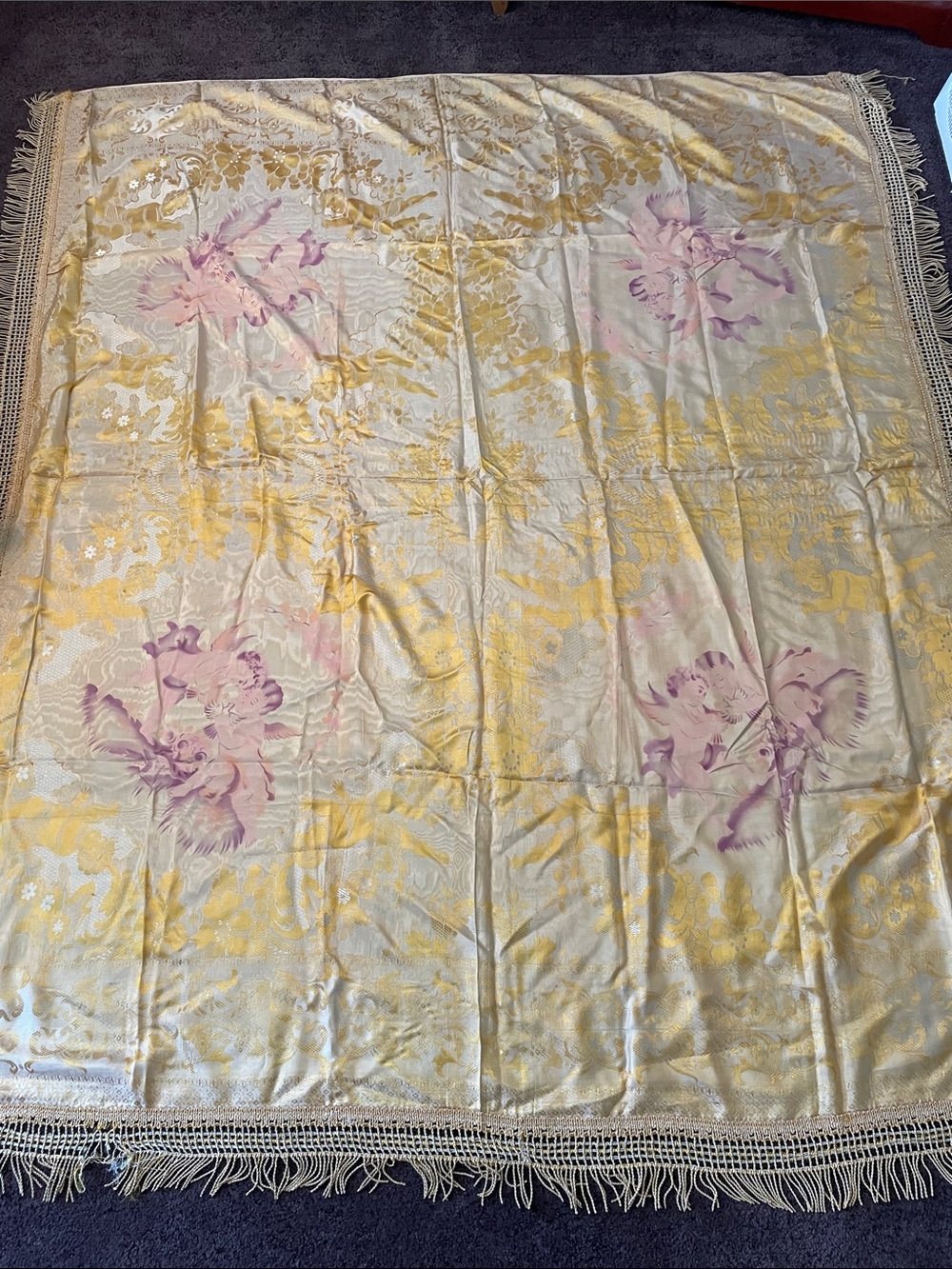VTG Gold Damask Satin Full Bedspread Pink Cherubs w/Dove Macrame Fringe 89Lx79W